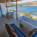 Salt Suites By Mr And Mrs White