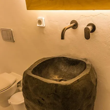 Salt Milos 2* Поллония