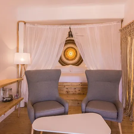 Otel Salt Milos Pollonia