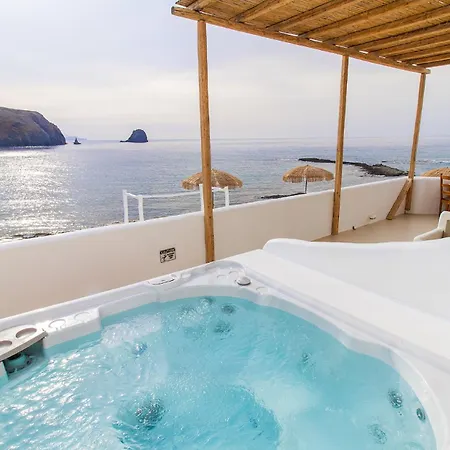 Salt Suites By Mr And Mrs White