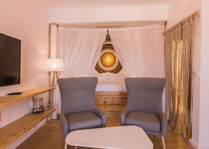 Hotell Salt Milos Pollonia