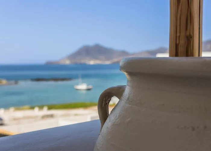 Hotell Salt Milos Pollonia