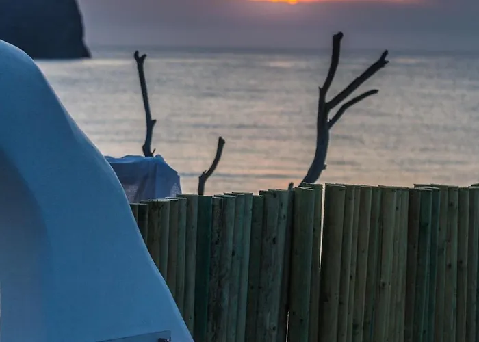 Salt Suites By Mr And Mrs White פולוניה